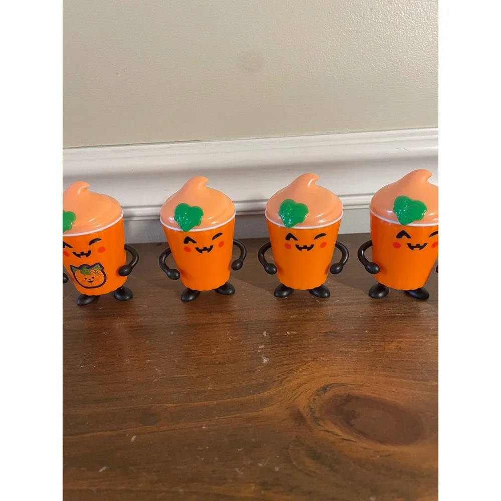 Frosty frights Halloween Collectible Figures Lot of 13 Pumpkin Pirate Mummy more